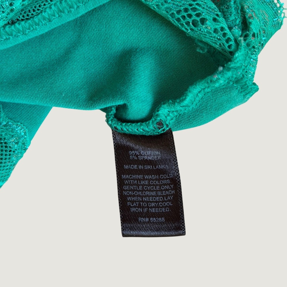 Express Emerald Green Lace Trim Camisole V-Neck Sleeveless Cami Top Y2K - Picture 6 of 6